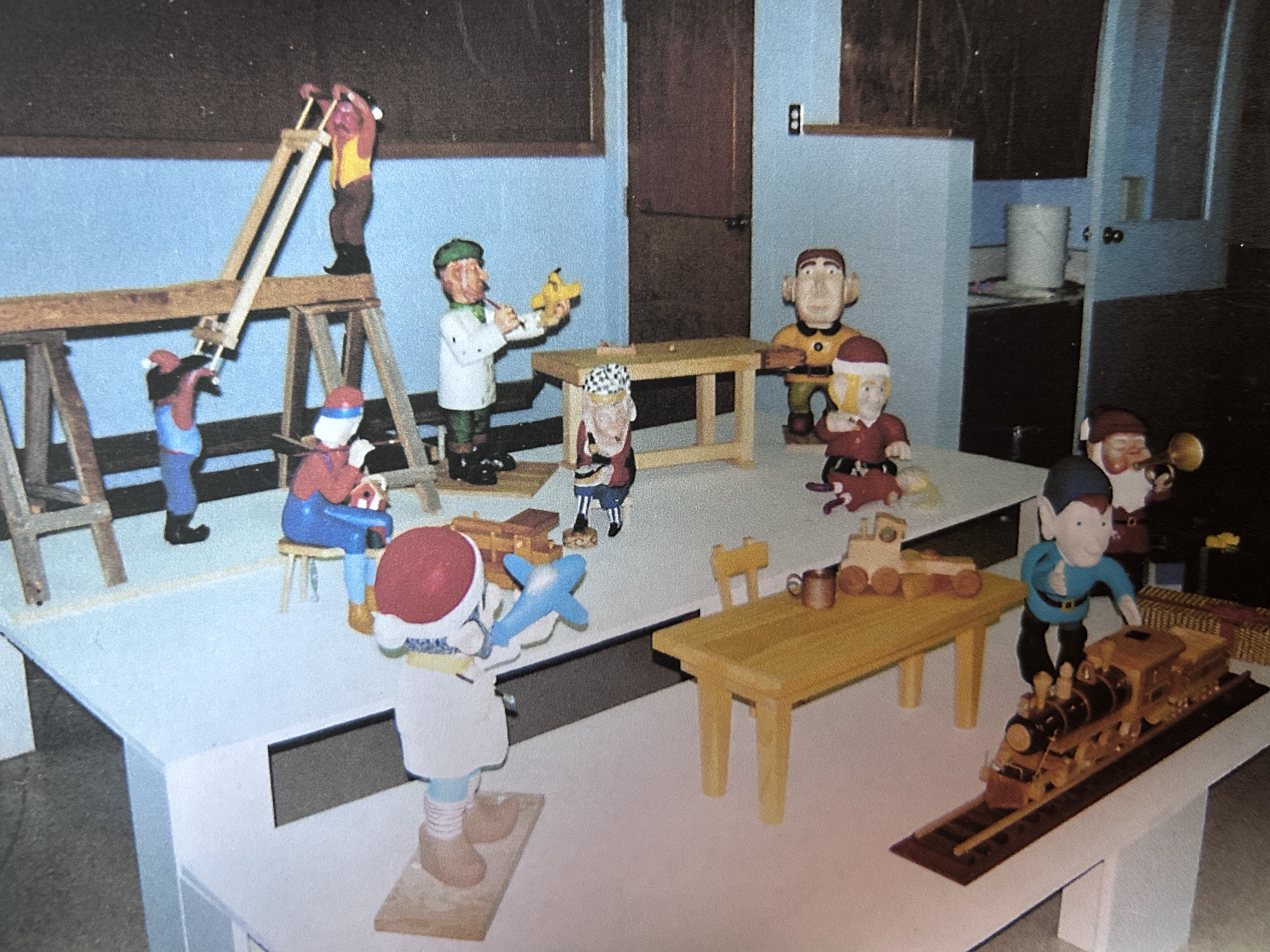 Lambton Mall Early 2000s Christmas Displays